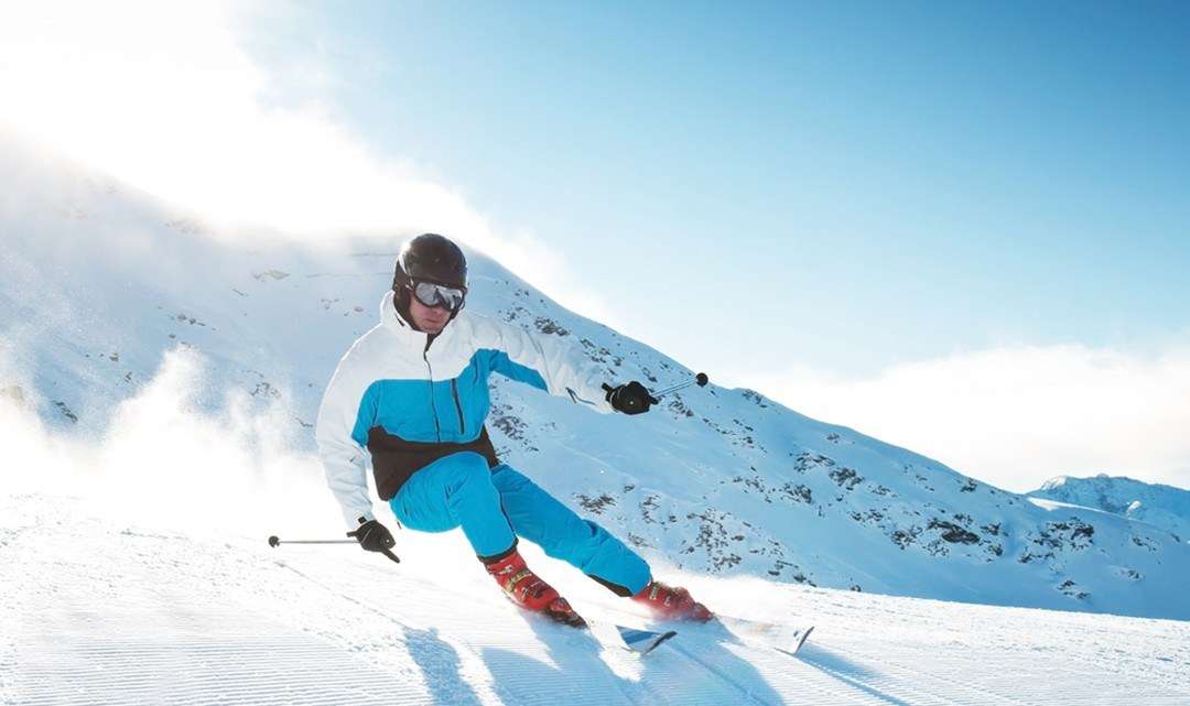 Infortunio sulle piste da sci, cosa fare?